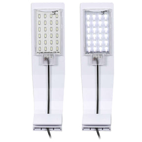 Vista de los leds de la lámpara Aqualed Génesis Curva de luz blanca y en color blanco.